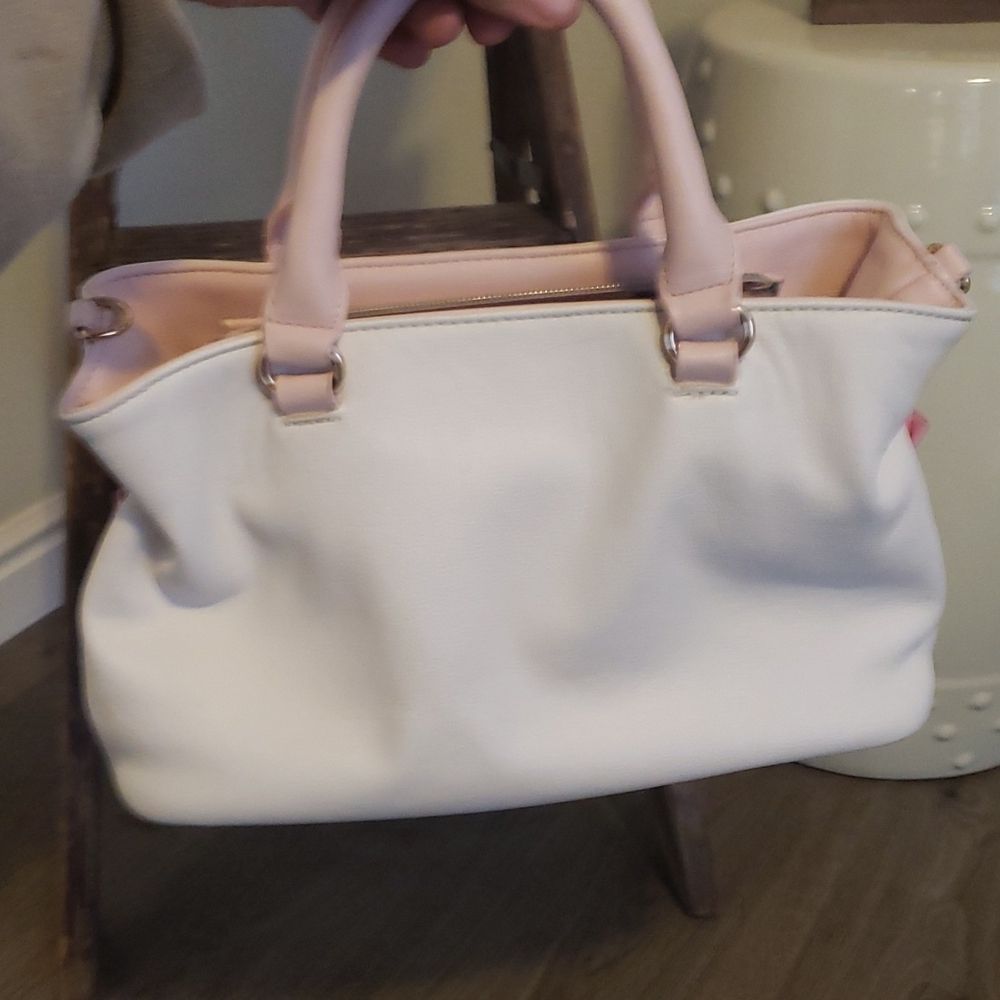 Betsy Johnson purse - Picture 3 of 16